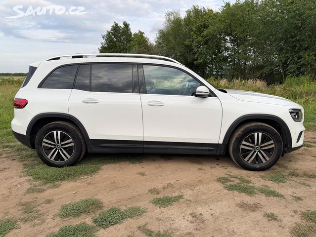 Mercedes GLB